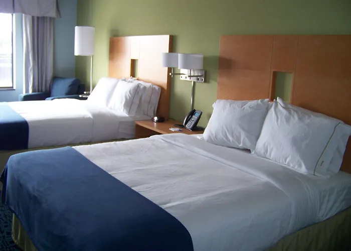 Express & River By Ihg Hotel 2*