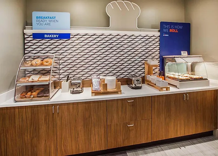 Express & River By Ihg Rock Springs